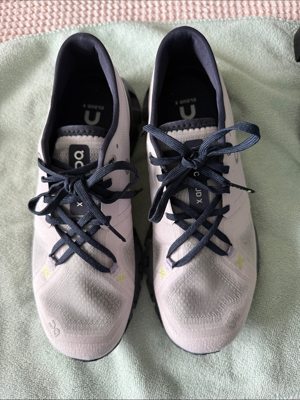 On Cloud X Women's Running Sneakers in Pale Lavender and Navy size 8. Worn once